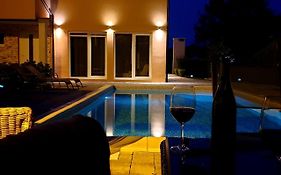 Villa Nemo